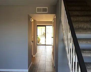 19 Lakeview Cir - Photo 4 of 21