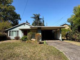 featured image of 3870 Hilyard St