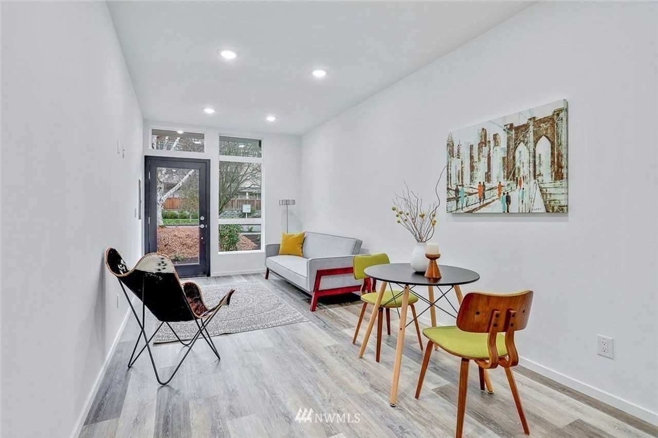 2045D Nw 63rd St - Photo 2 of 24