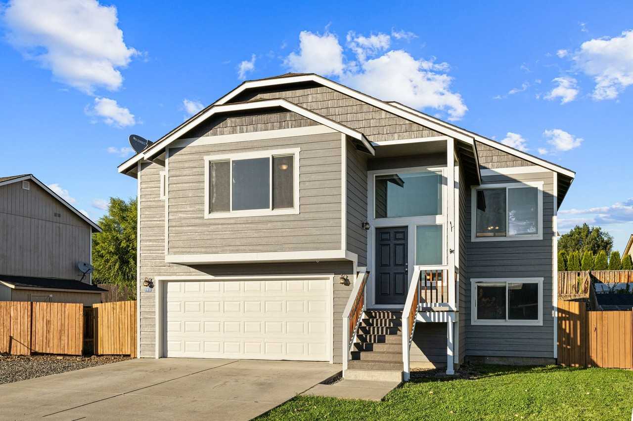 1911 W Peakview Dr - Photo 4 of 50