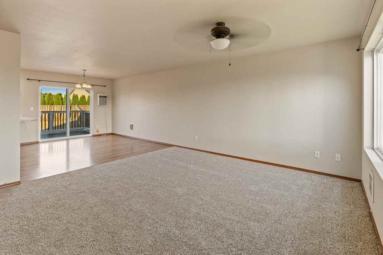 1911 W Peakview Dr - Photo 7 of 50