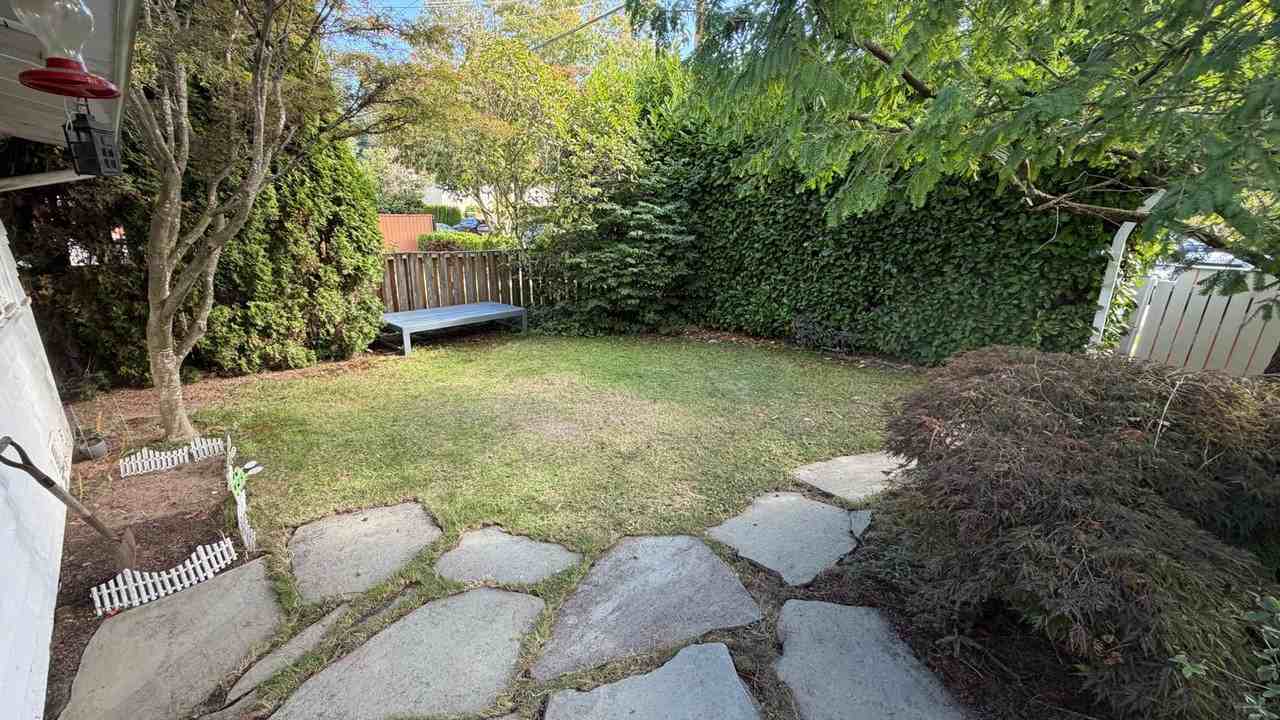 1685 Philip Avenue - Photo 2 of 19