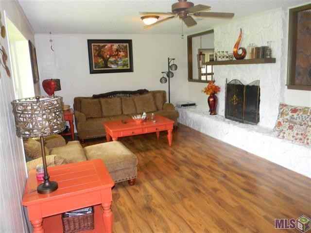 3560 Hobson St - Photo 3 of 14