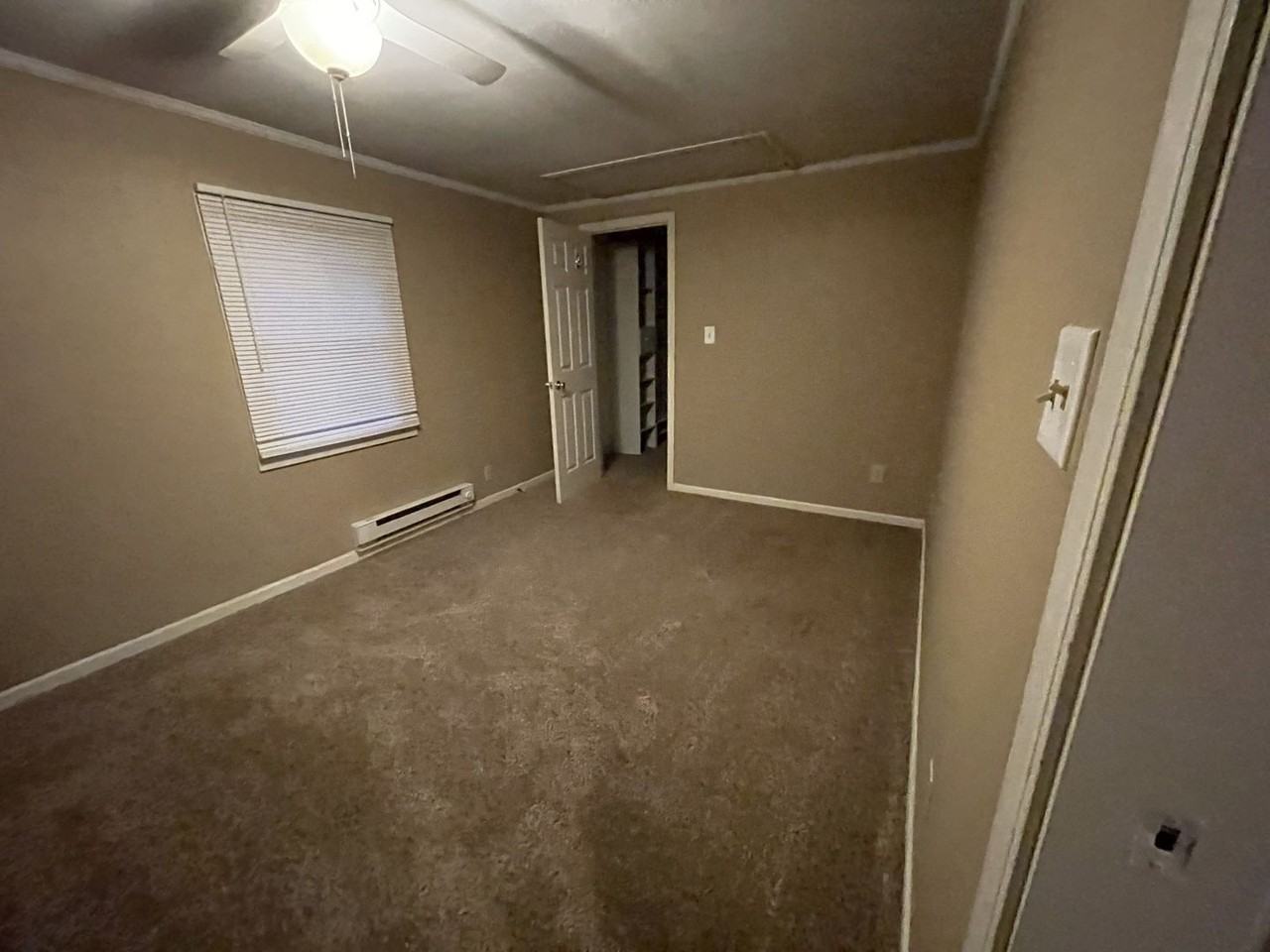 730 S 68th Ave - Photo 6 of 7