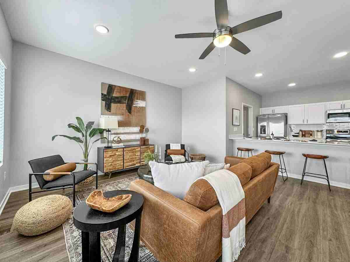 Rialto Townhomes - Photo 4 of 50