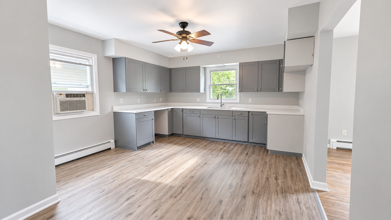 502 Prospect Ave - Photo 2 of 5