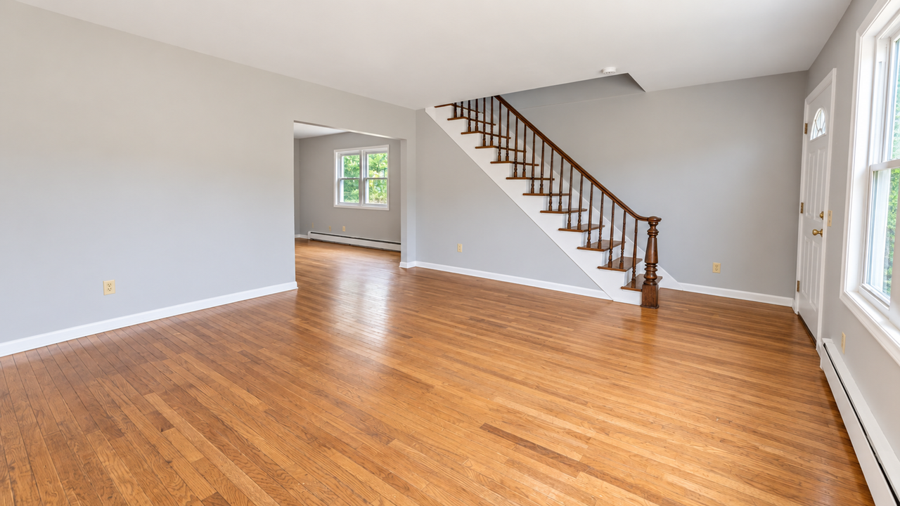 502 Prospect Ave - Photo 3 of 5