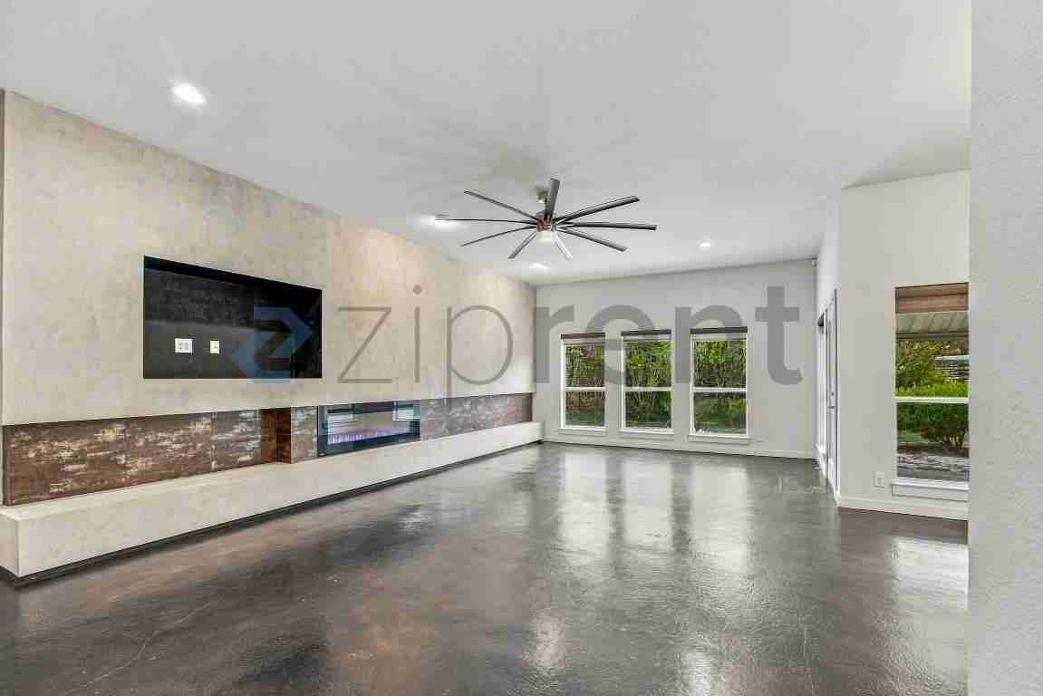 5 Carah Ct - Photo 6 of 28