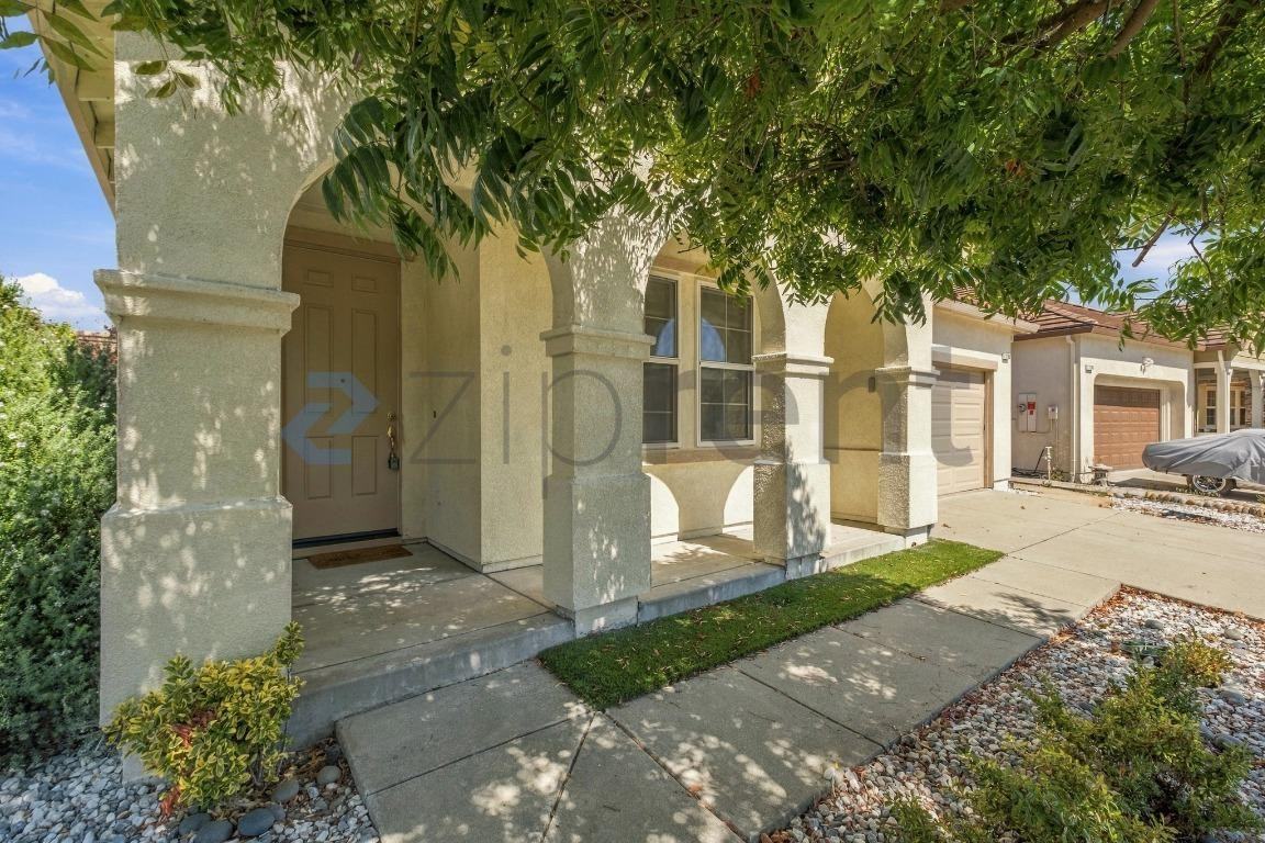 2759 Shellgate Cir - Photo 4 of 36