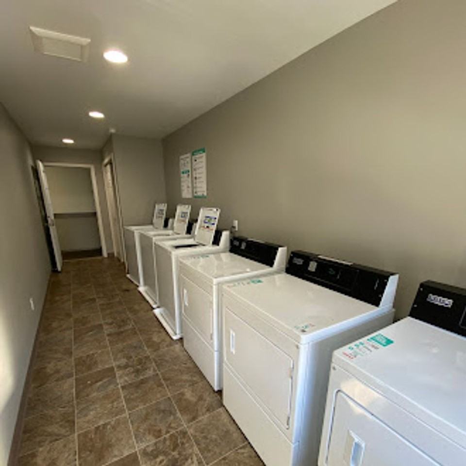 206 E 15th Ave #5 - Photo 7 of 19