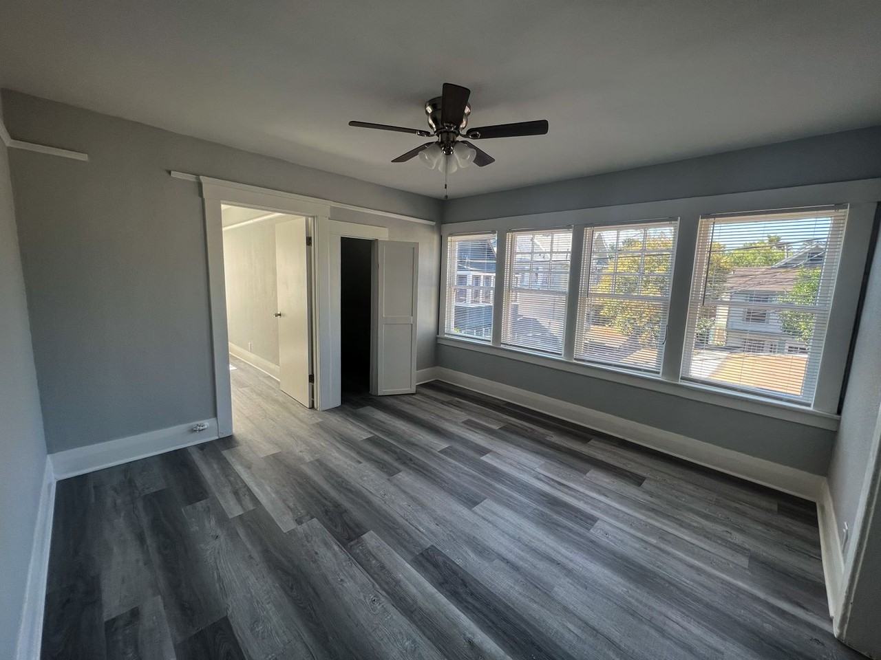 LB0921 - Photo 3 of 17