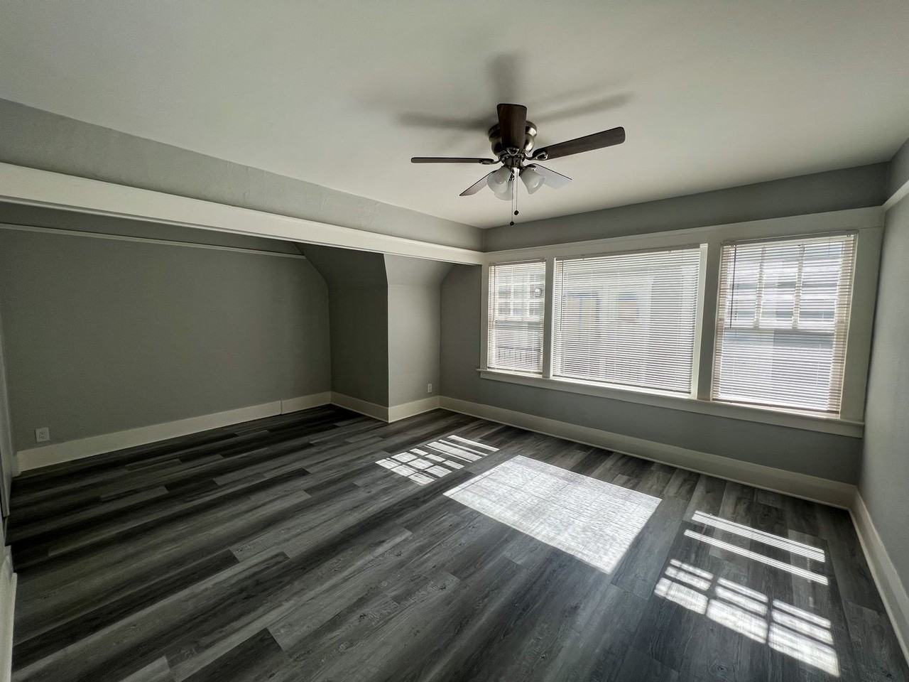 LB0921 - Photo 7 of 17