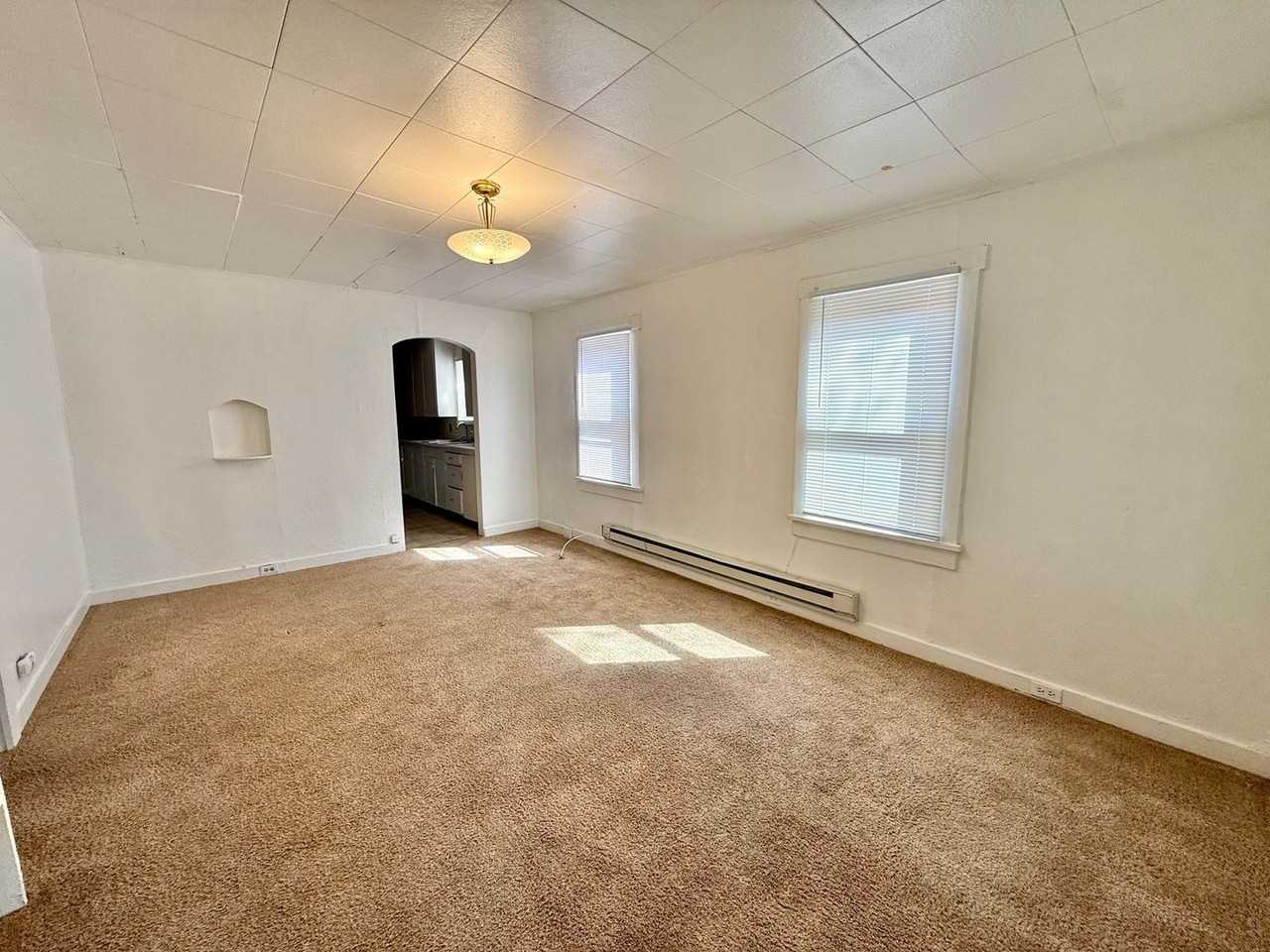 1241 S Mckinley St - Photo 2 of 10