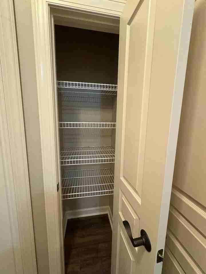 540 Orchard Cir - Photo 7 of 47