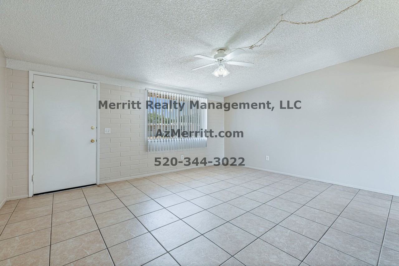 8518 E Fond Du Lac Dr - Photo 6 of 27