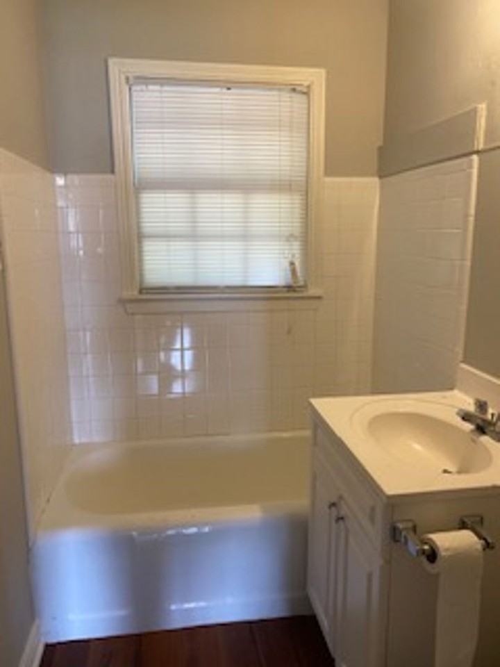 1006 N 4th St - Photo 4 of 6