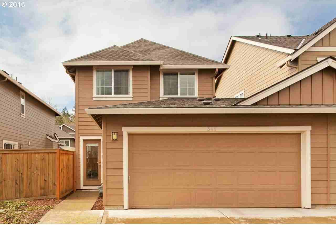 345 Ne 105th Ave - Photo 7 of 26