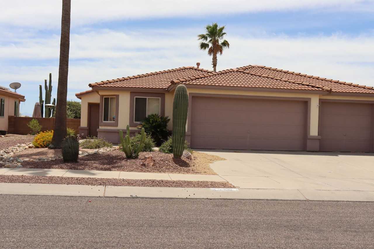 4943 W Rosebay Dr - Photo 3 of 50