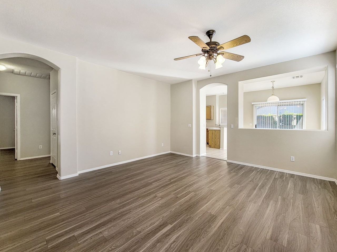 14173 W Weldon Ave - Photo 4 of 27
