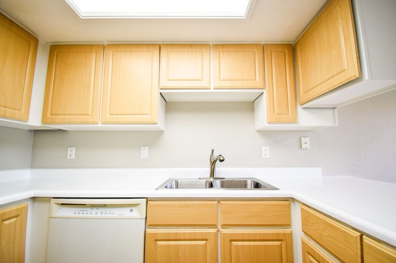 9515 Sw 146th Ter #2 - Photo 4 of 31