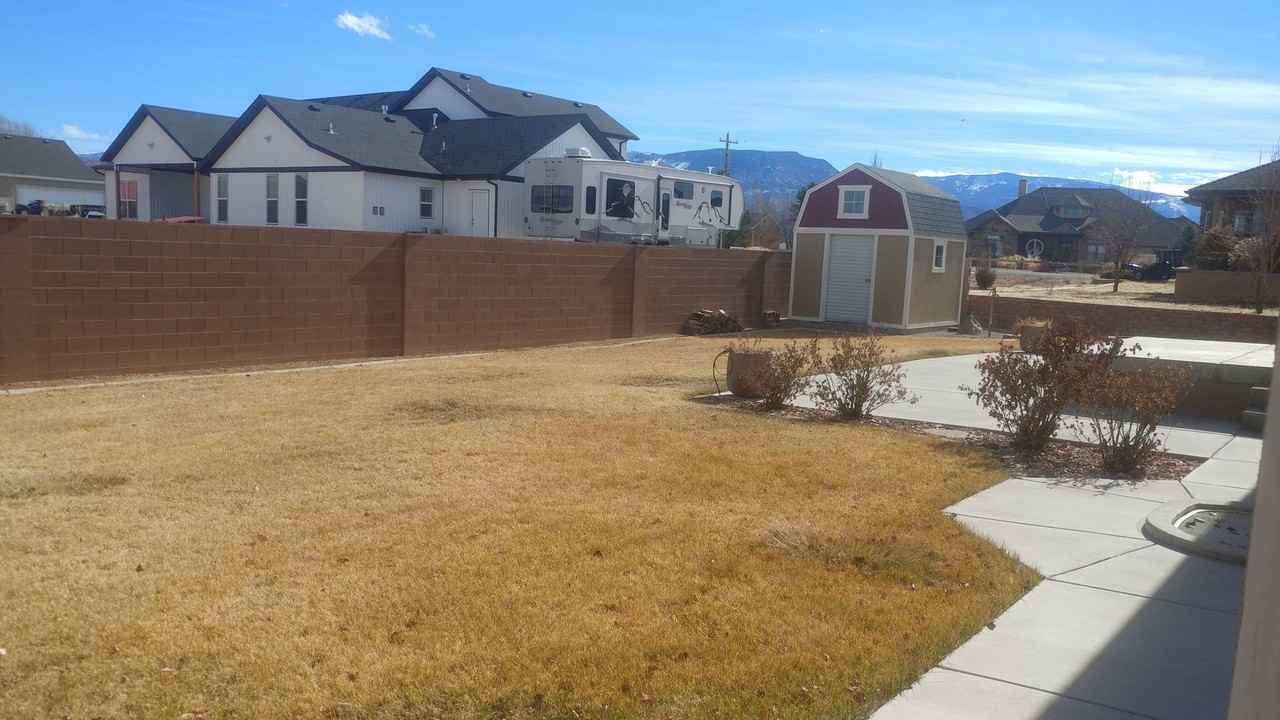 1630 N 3475 W - Photo 4 of 36