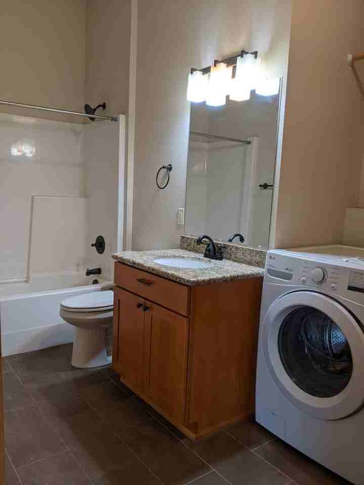675 Larch Ct - Photo 7 of 16