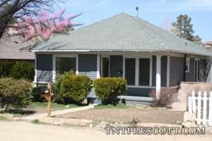featured image of 658 Ash St