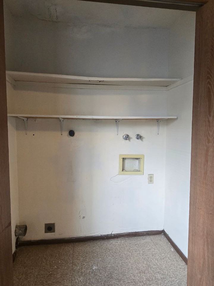 2510 N Lee Ave - Photo 7 of 12