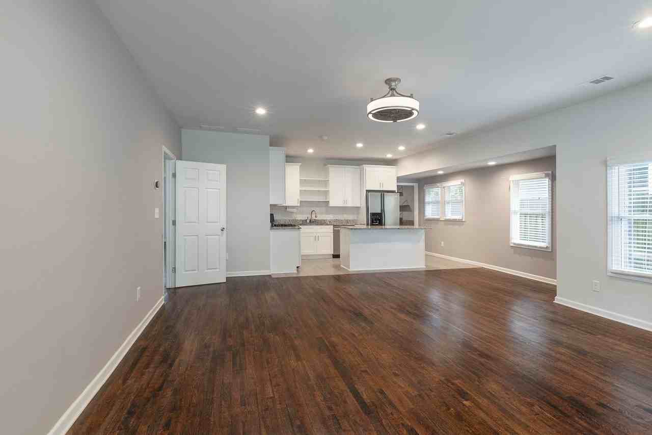 1019 Parsons St Sw ##Sw - Photo 5 of 27