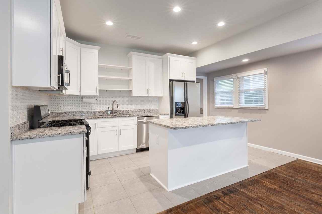 1019 Parsons St Sw ##Sw - Photo 7 of 27
