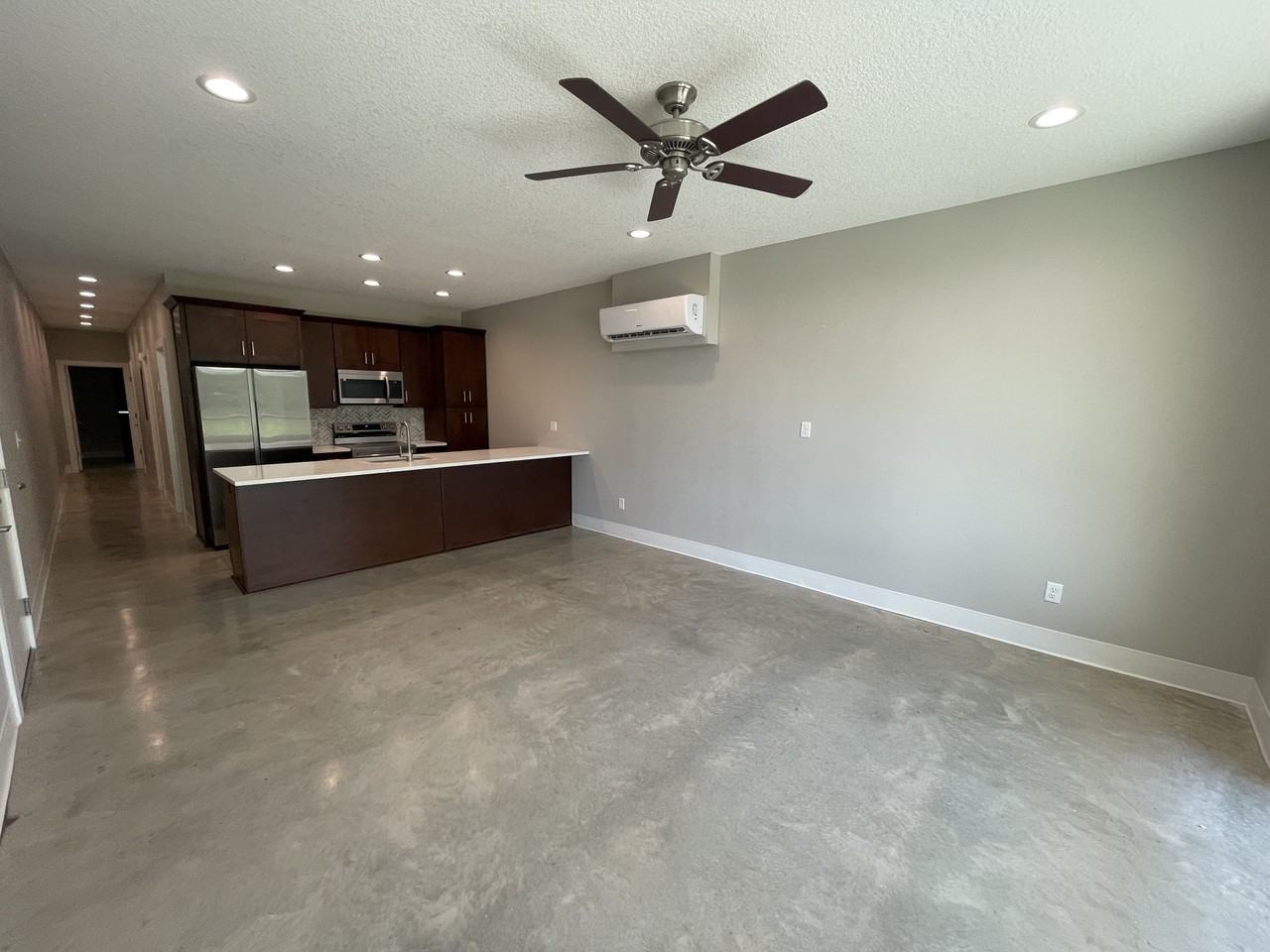 3933-3937 Kenwood Avenue - Photo 3 of 31