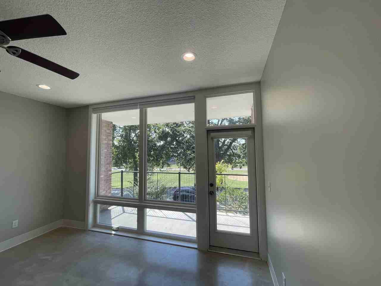 3933-3937 Kenwood Avenue - Photo 5 of 31