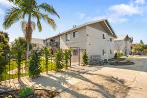 featured image of 2429 J St