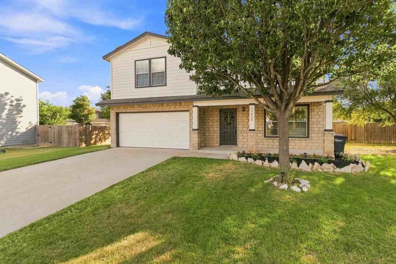 1412 Prairie Rock - Photo 3 of 36
