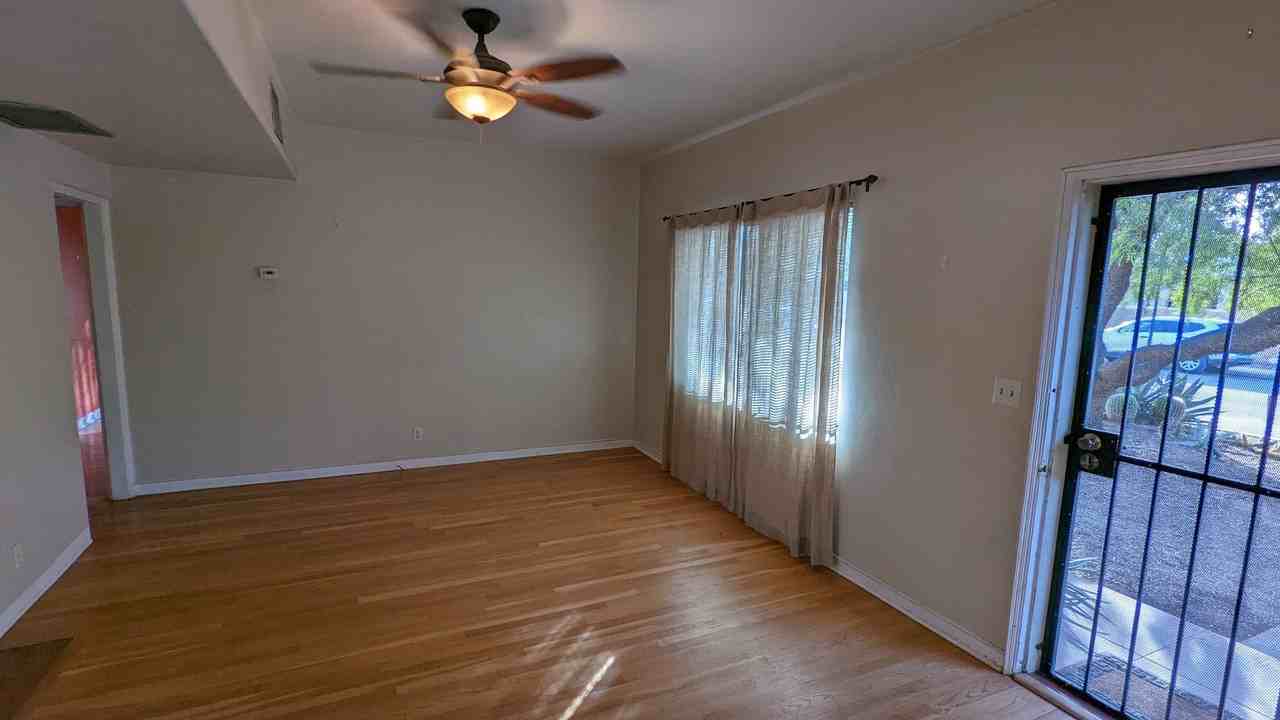 1330 N Wilson Ave - Photo 5 of 16