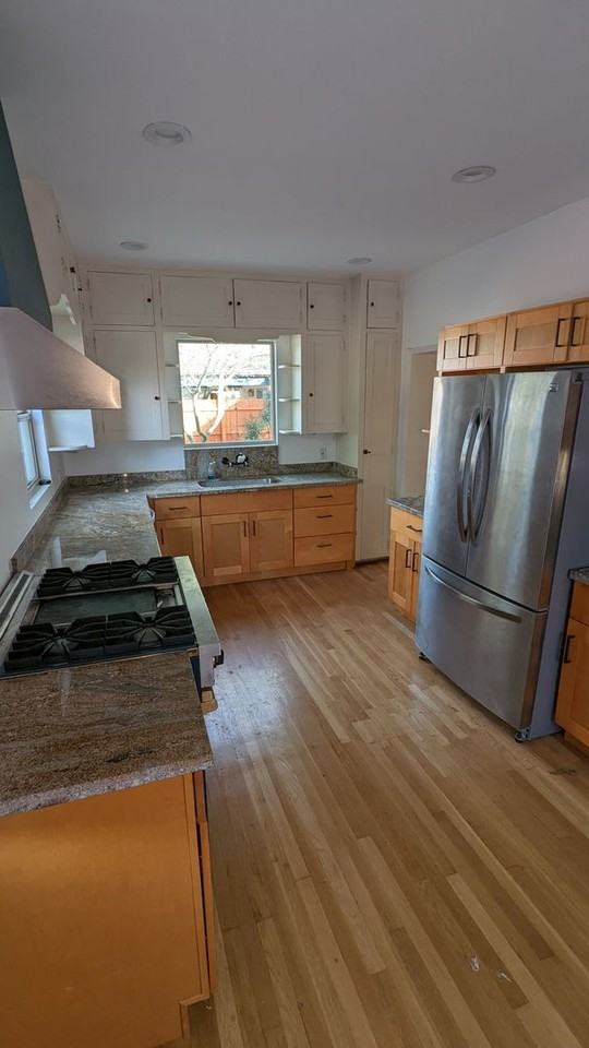 1330 N Wilson Ave - Photo 6 of 16