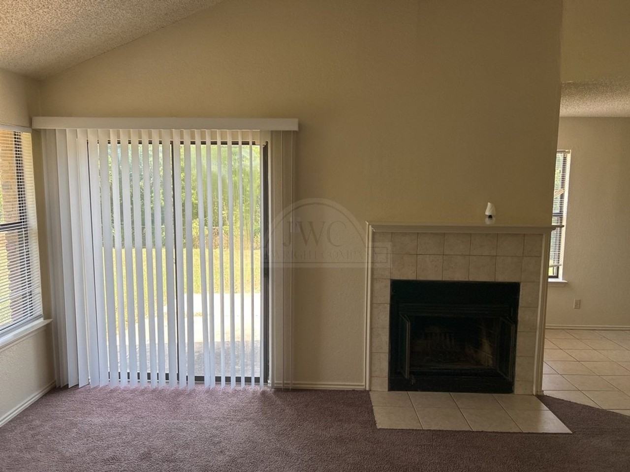 2407 Kirk Cir - Photo 4 of 17