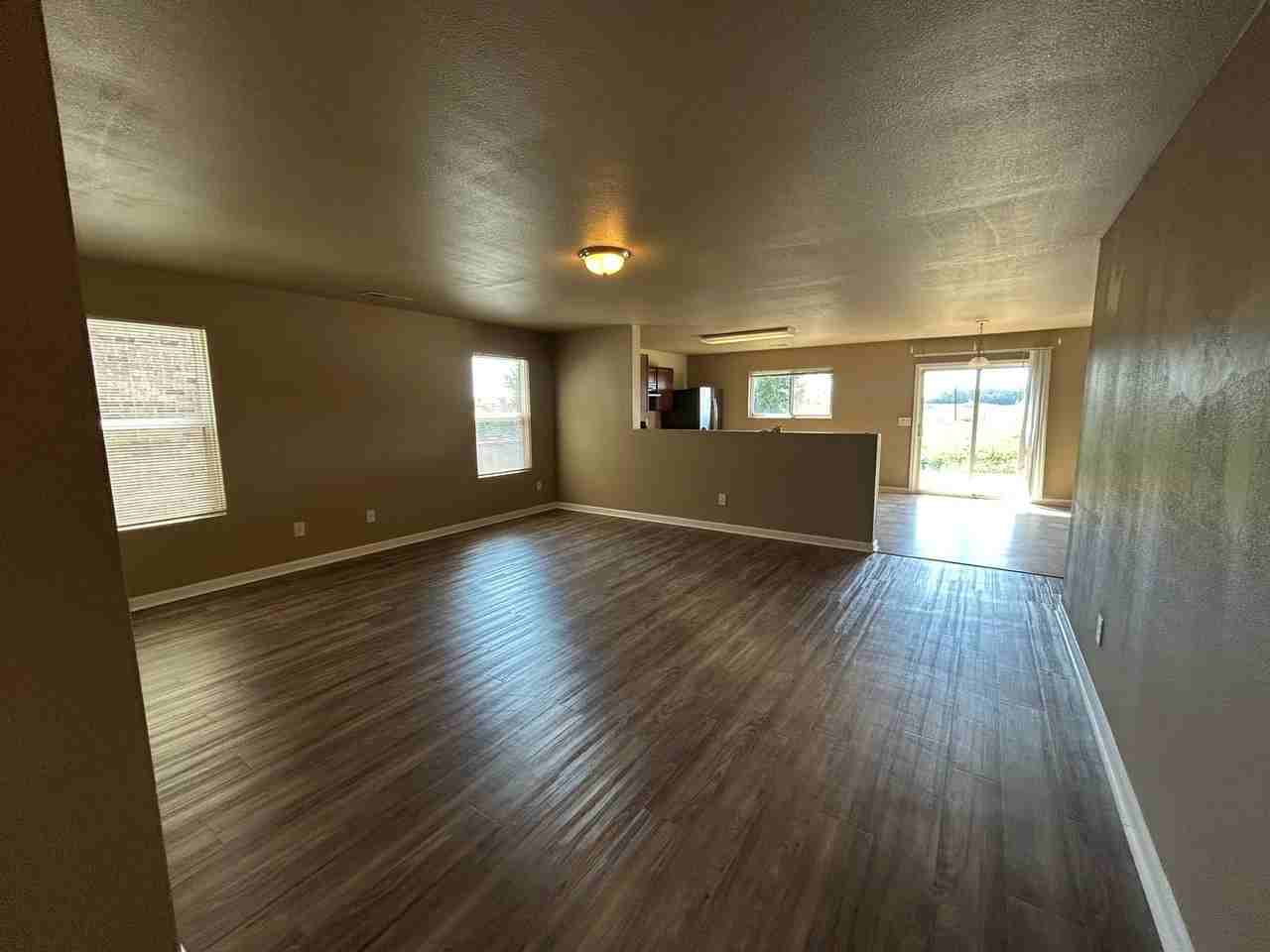 222 Harold Murphy Dr - Photo 2 of 22