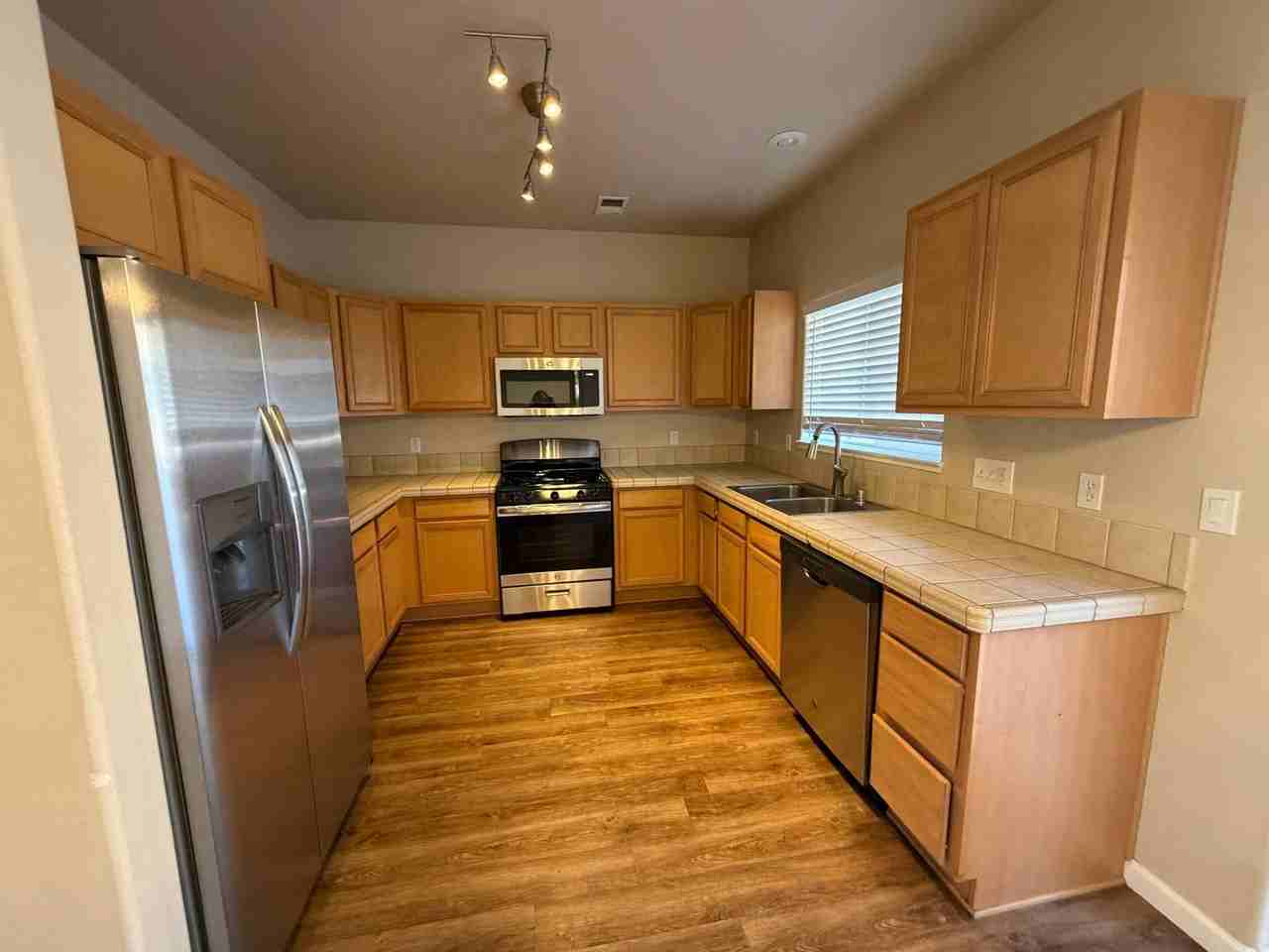 4580 Kathleen Denise Ln - Photo 2 of 20