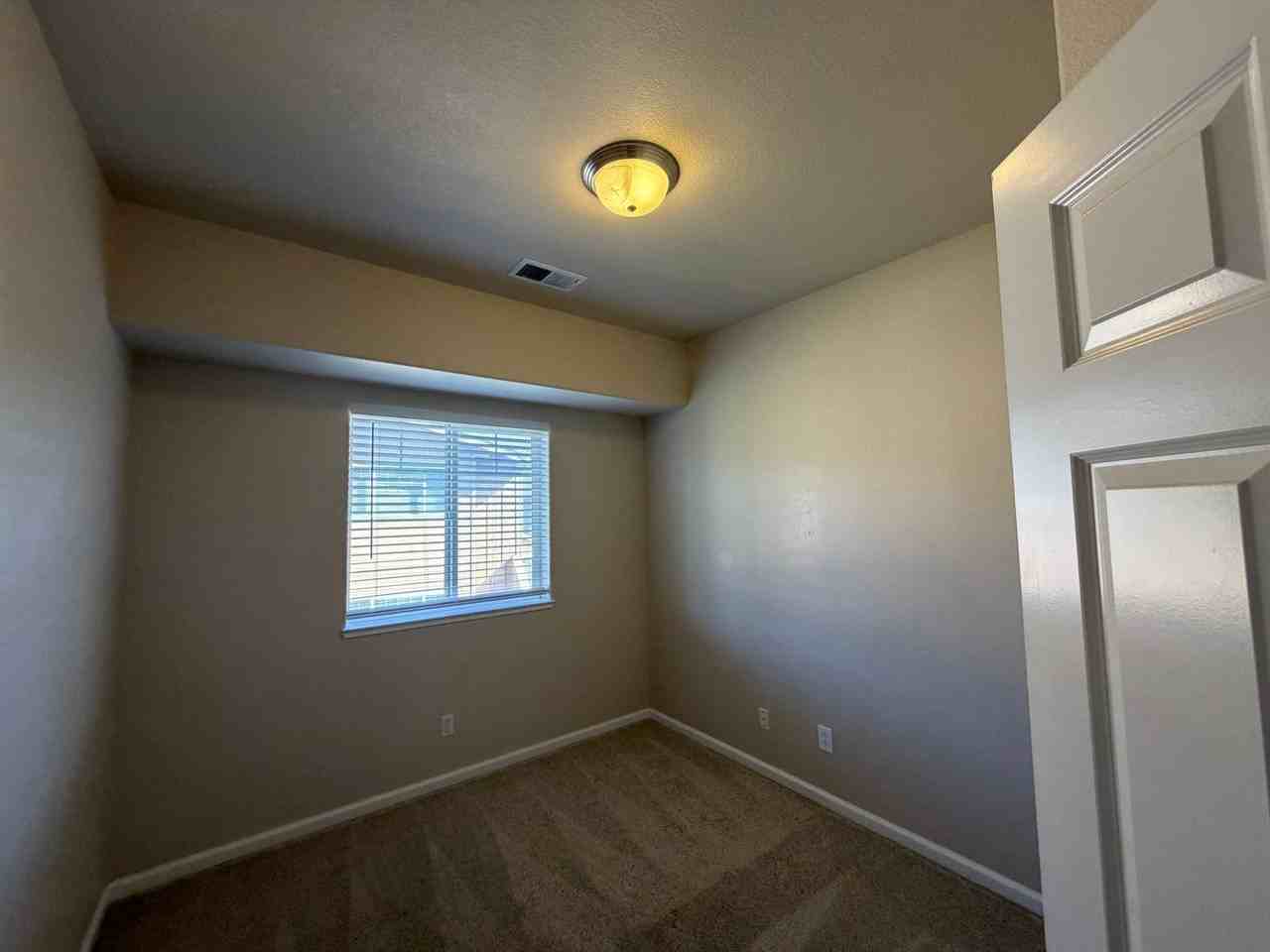 4580 Kathleen Denise Ln - Photo 4 of 20