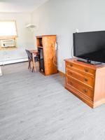 featured image of 420 Edgewood Ave E