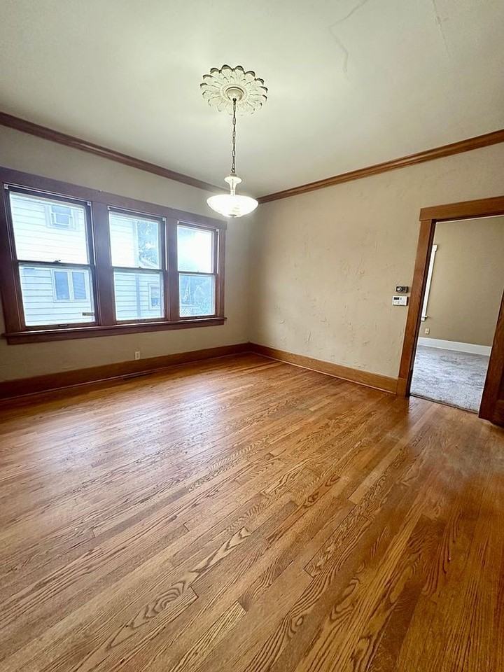 124 N 43rd St - Photo 6 of 17
