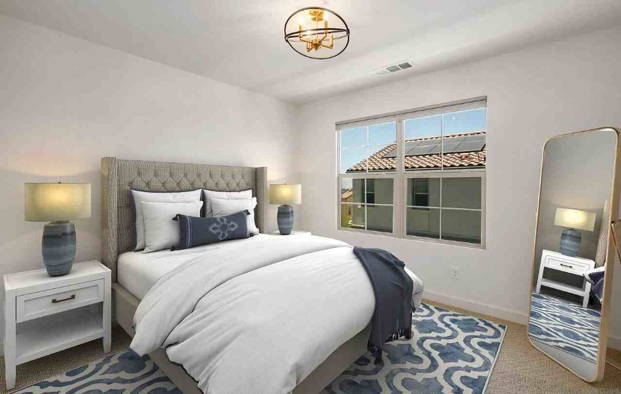 908 Slate St - Photo 7 of 17