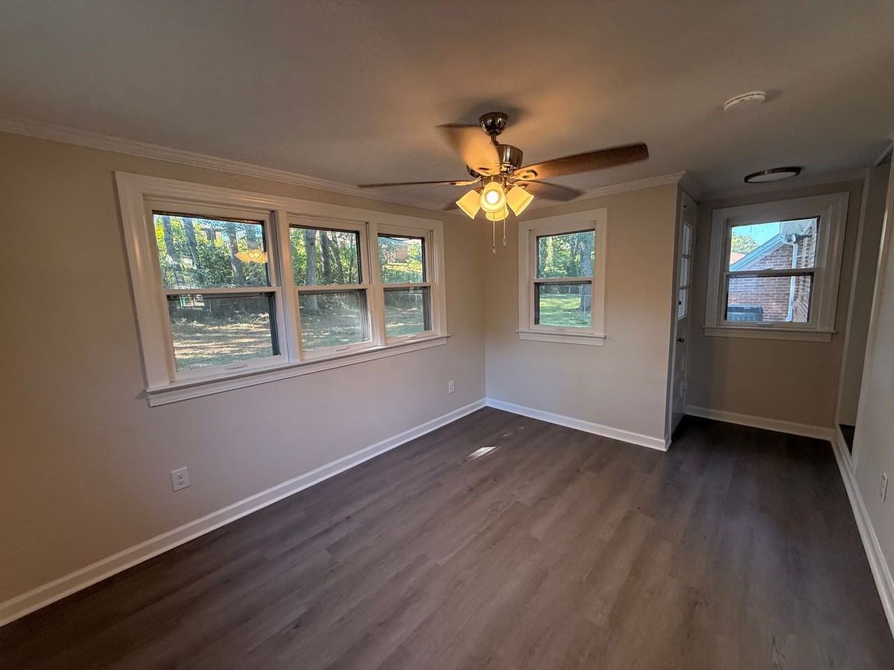 578 Westmoreland Pl - Photo 5 of 15