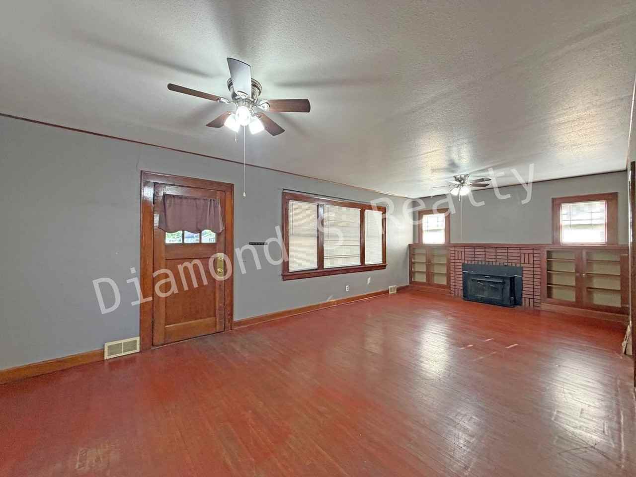 816 E Delmar St - Photo 3 of 18