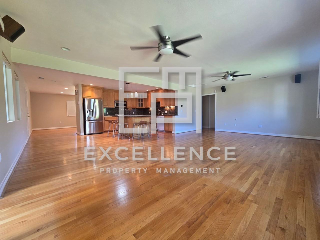 4013 Pepper Tree Ln - Photo 6 of 19