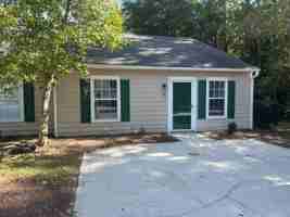 featured image of 15 Heritage Village Ln