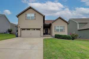featured image of 430 Woodtrace Dr