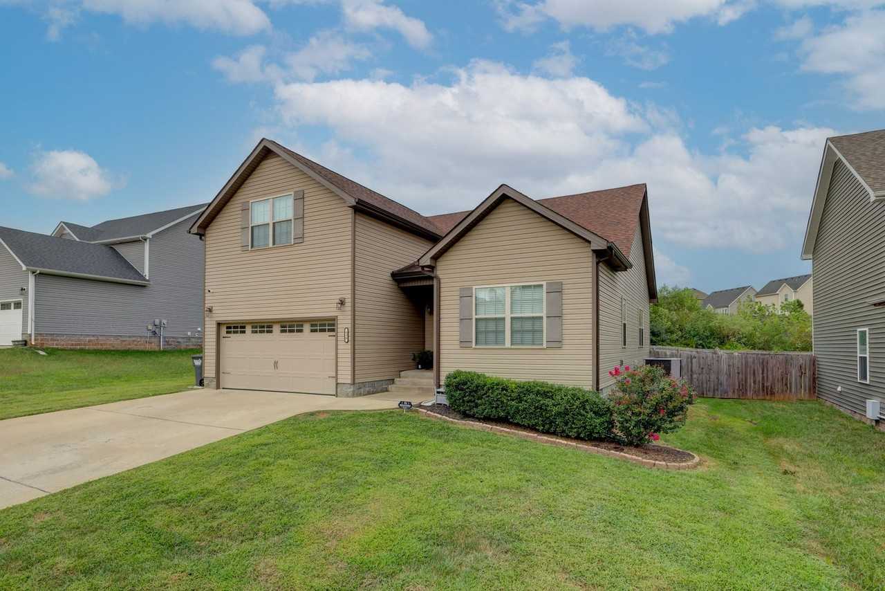 430 Woodtrace Dr - Photo 2 of 30