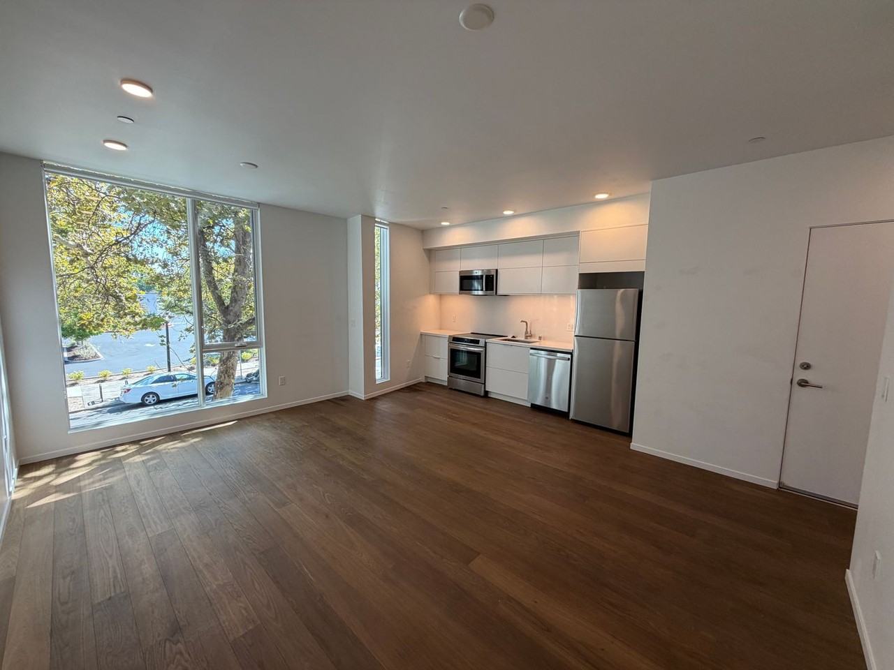 2419 Binnen Ln - Photo 6 of 30